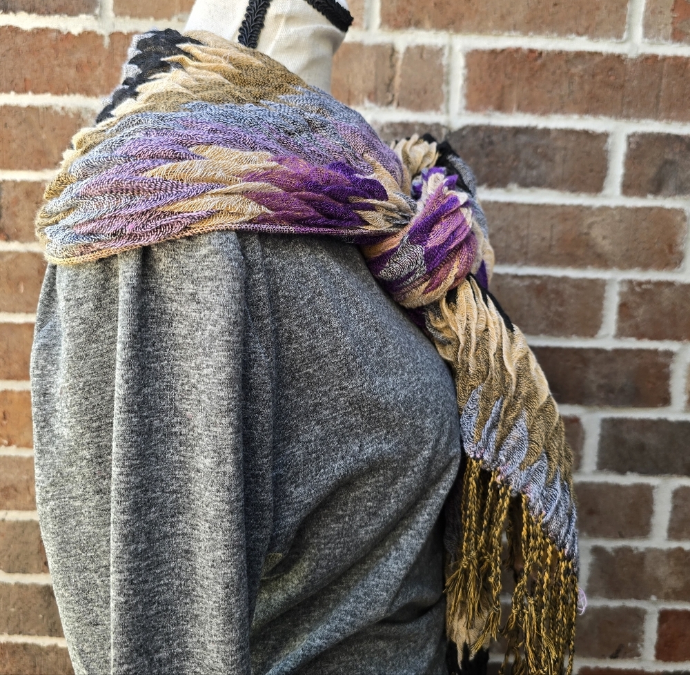 Again Chic Multicolor Chevron Scarf - Picture 6 of 9